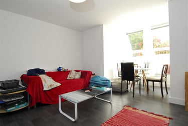1 bed flat, 1 Quaker Lane, Peverell, Plymouth, PL34FA - Image 3